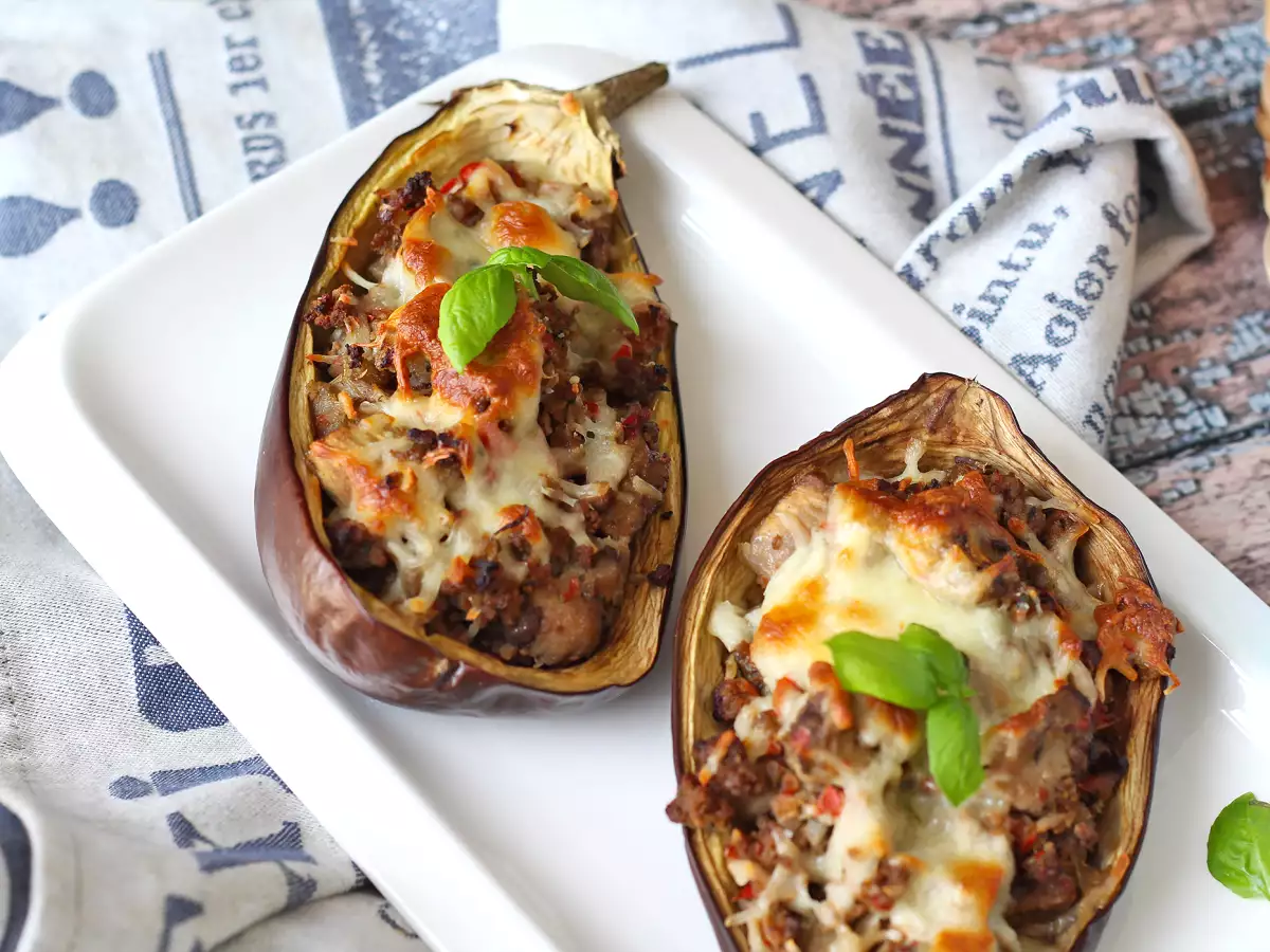 Gratinerade fyllda auberginer med mozzarella - foto 6