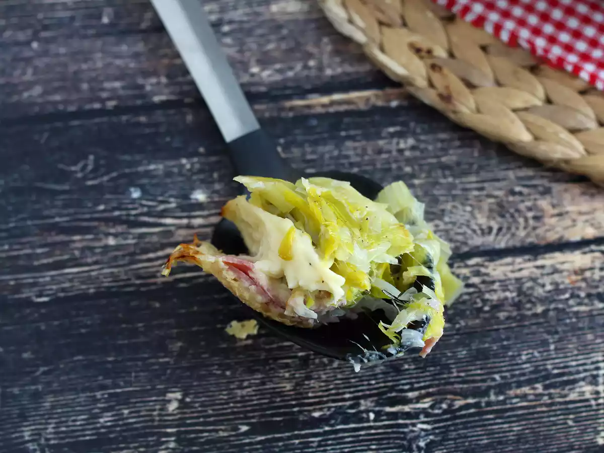 Gratinerade purjolökar med kokt skinka och ost - foto 4
