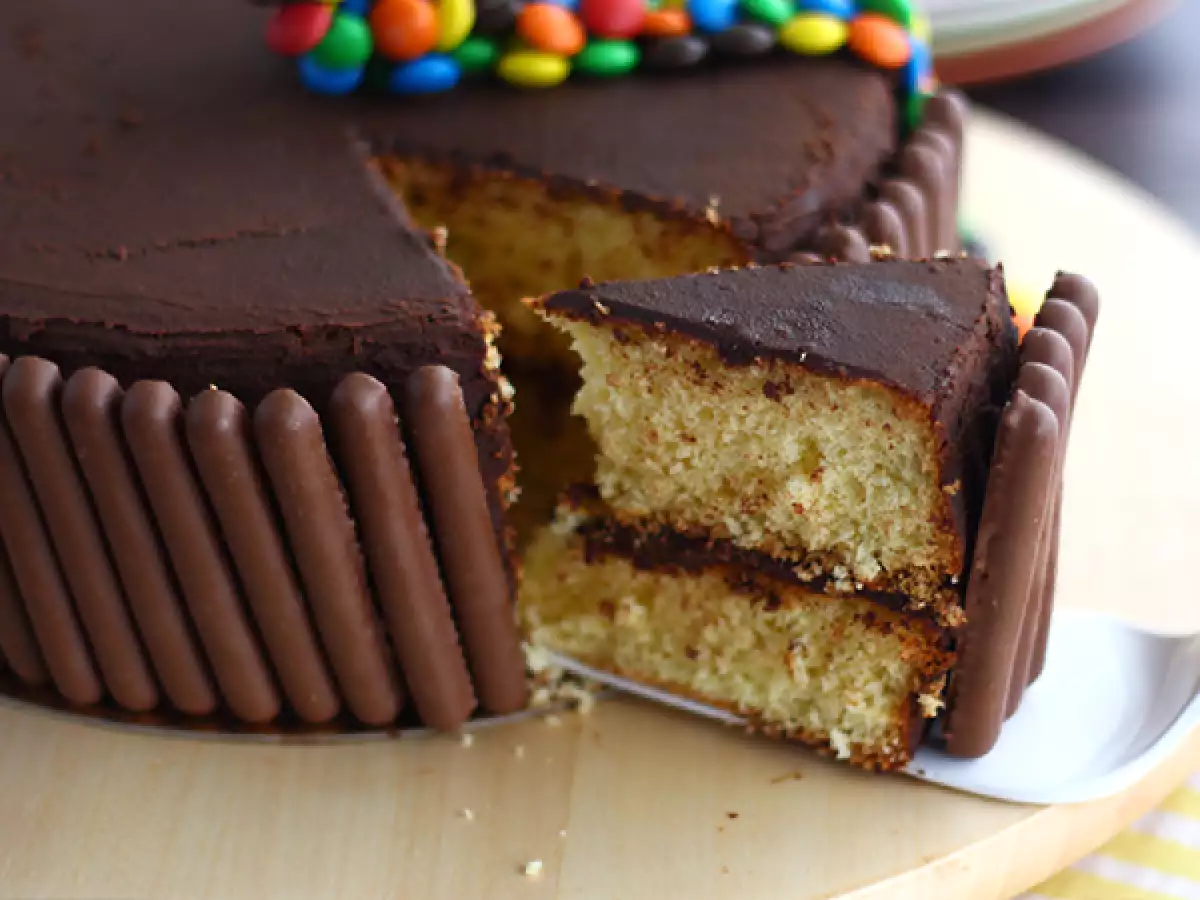 Gravity cake – tårta med svävande godis - foto 4