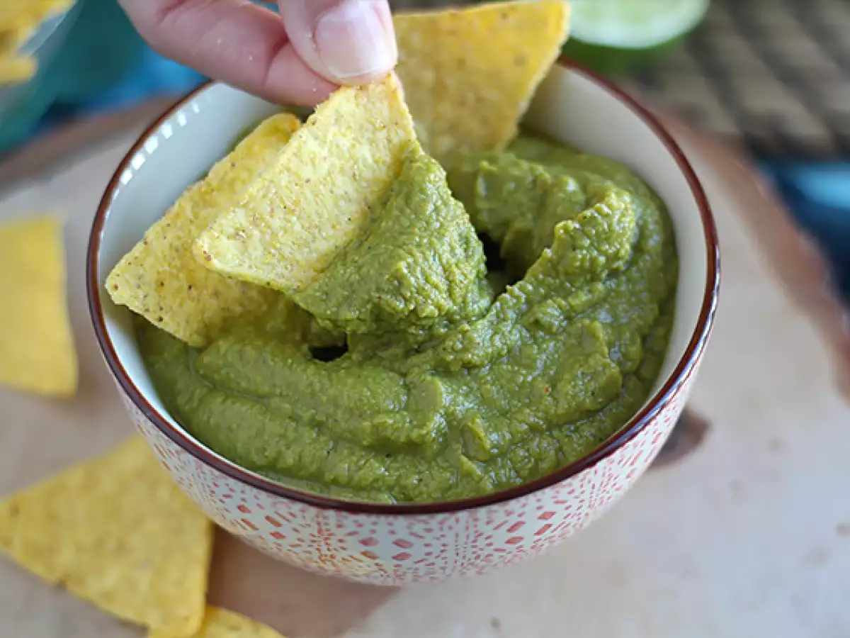 Guacamole på gröna ärtor och lime - foto 3