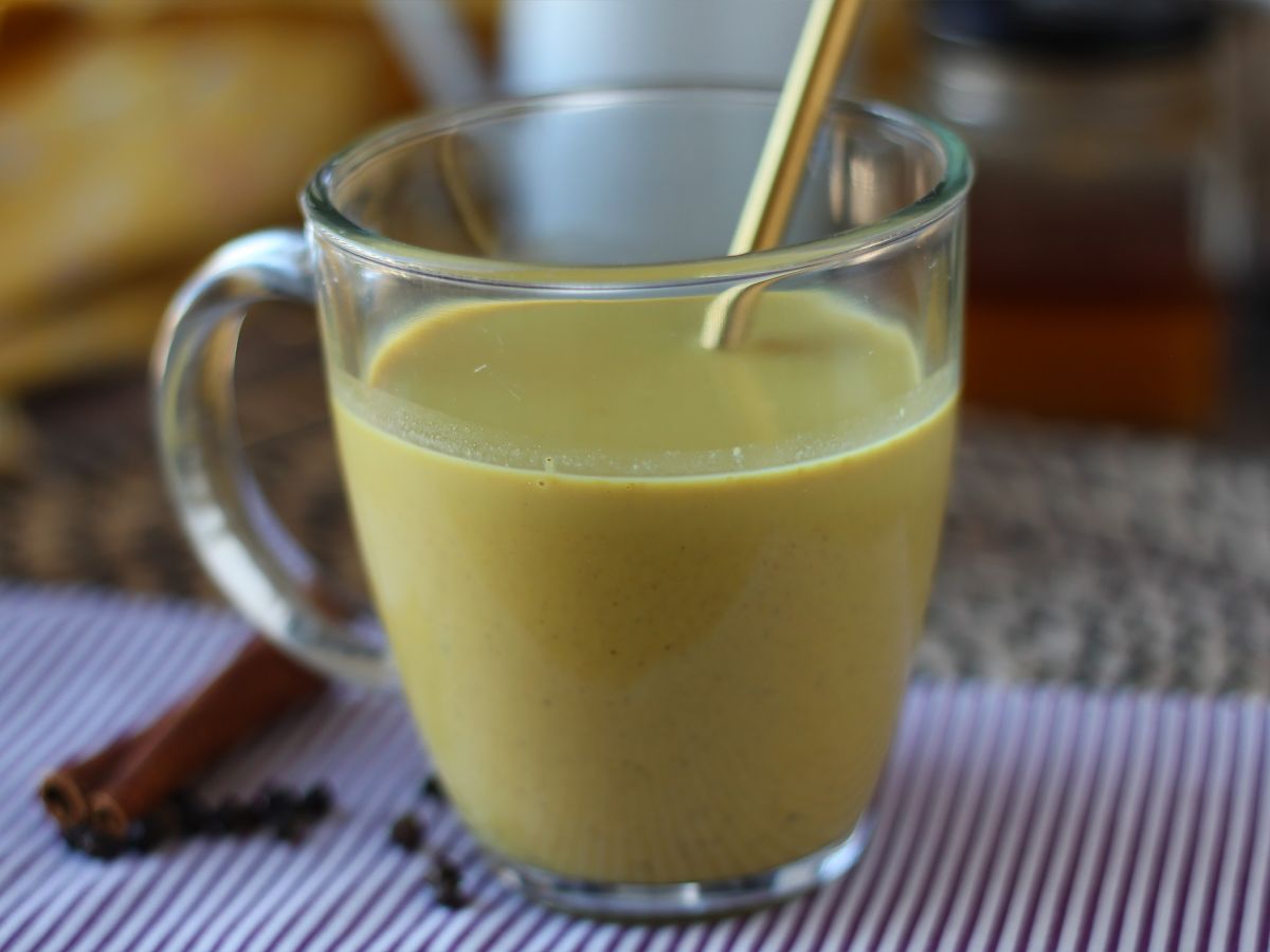 Gyllene mjölk eller golden milk: Drycken för hälsa och välbefinnande! - foto 2