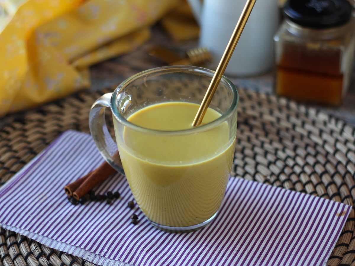 Gyllene mjölk eller golden milk: Drycken för hälsa och välbefinnande! - foto 4