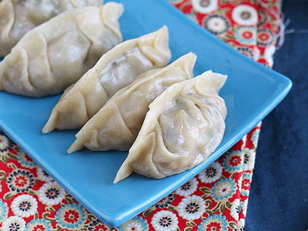 Gyozas med kyckling, morötter och champinjoner - foto 7