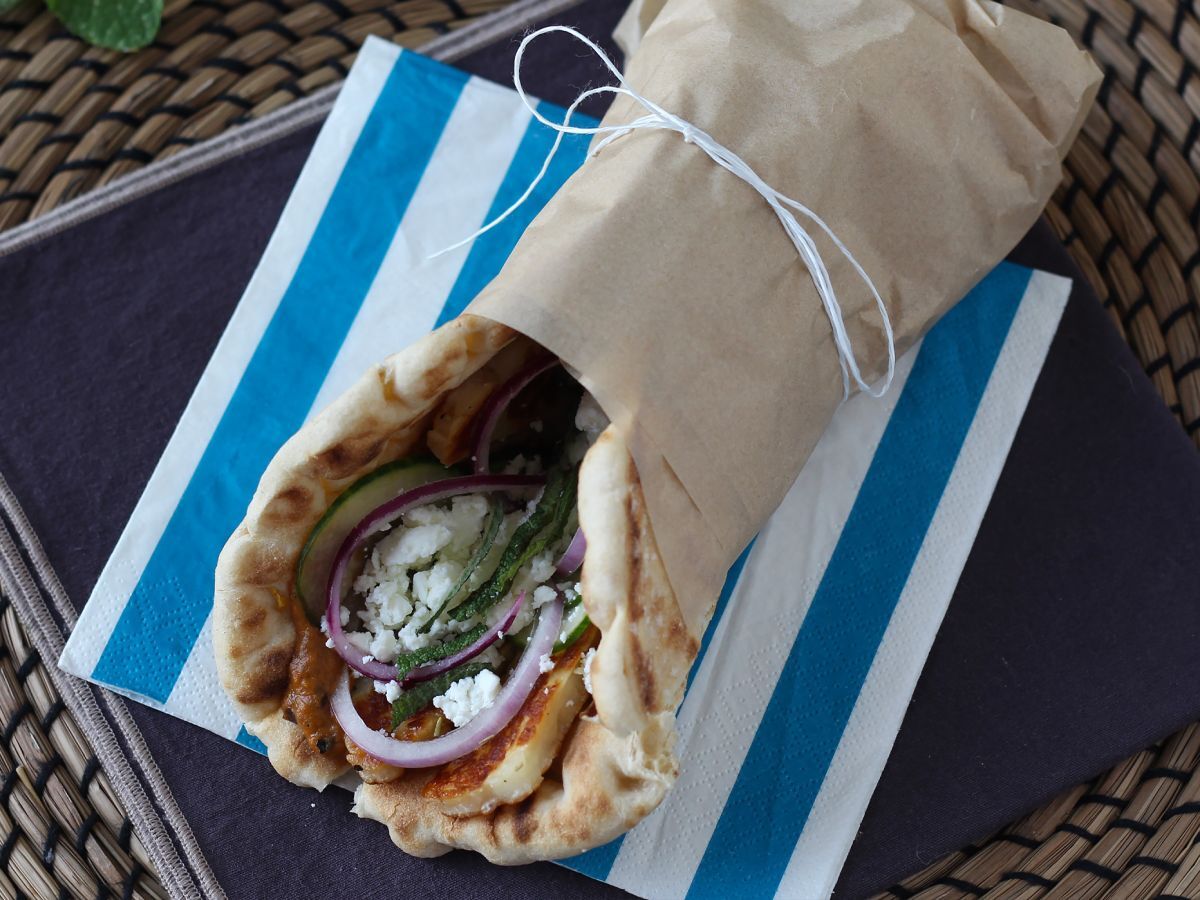 Gyros med halloumi, en vegetarisk version av den grekiska smörgåsen! - foto 4