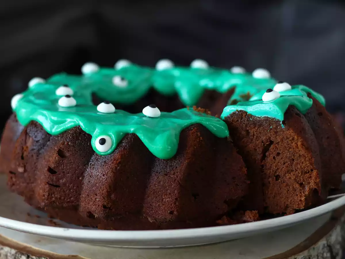 Halloween Bundt cake, den läckra chokladkakan som får det att vattnas i munnen - foto 3