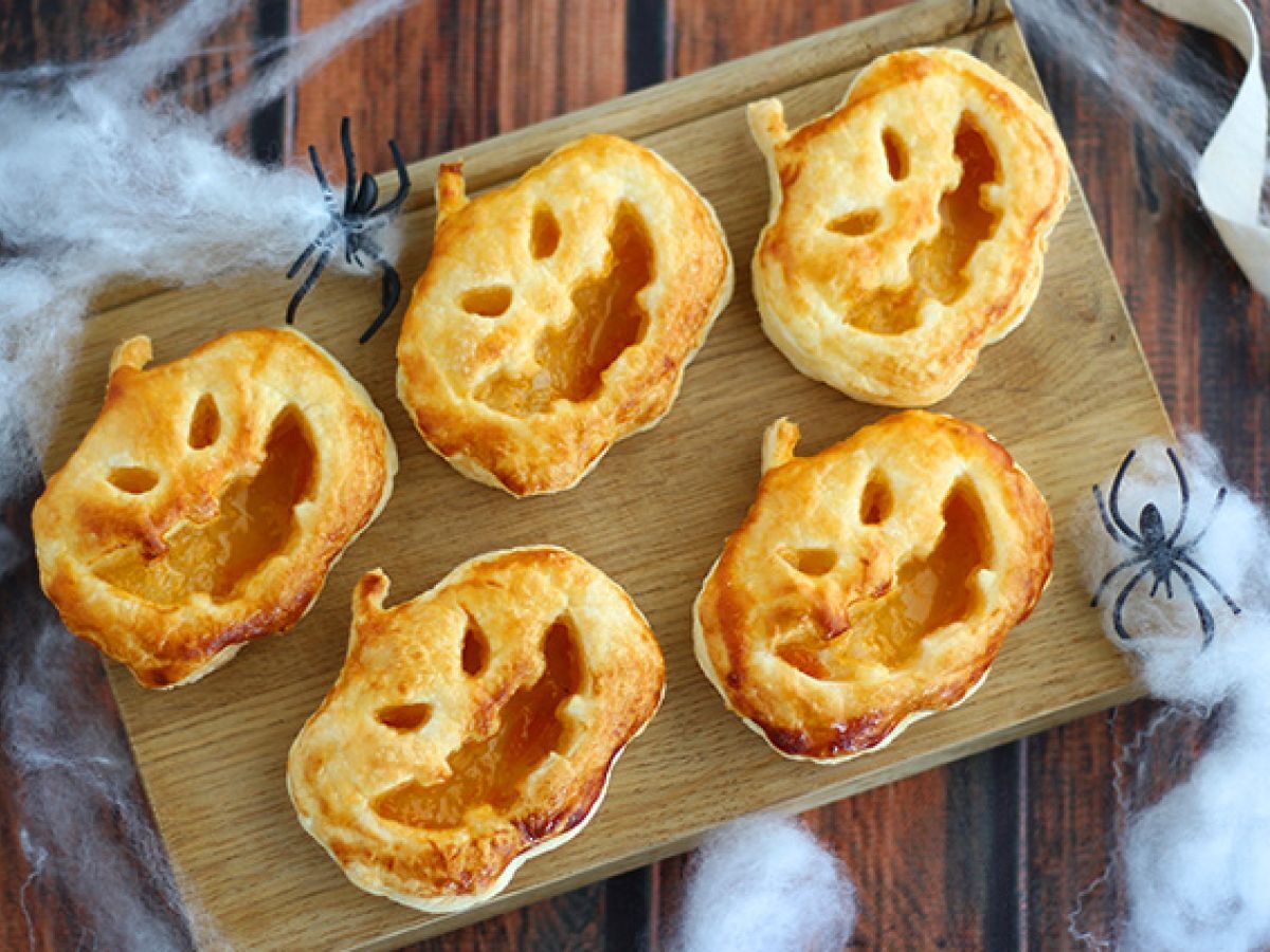 Halloween-smördegsbakelser