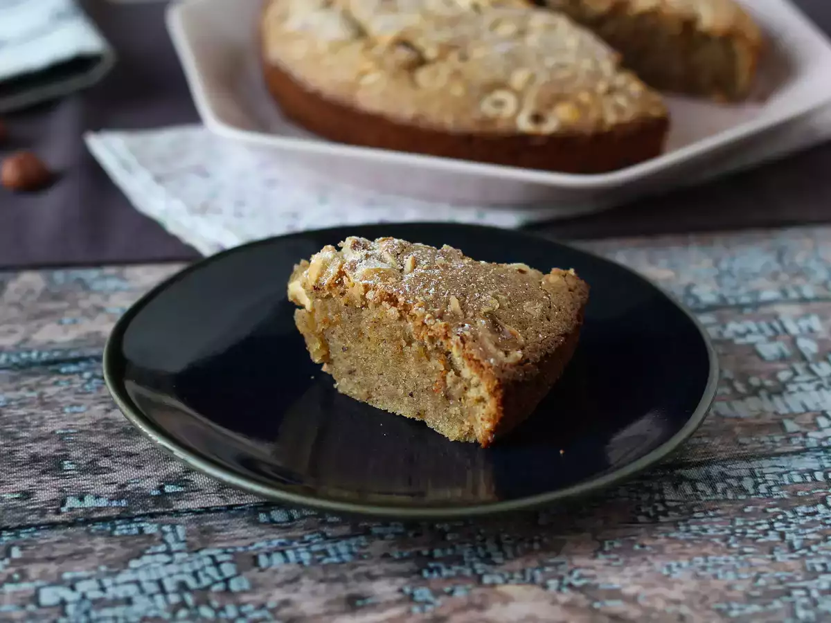 Hasselnötskaka – en mjuk och krispig kaka med hasselnötter och 5 ingredienser! - foto 8