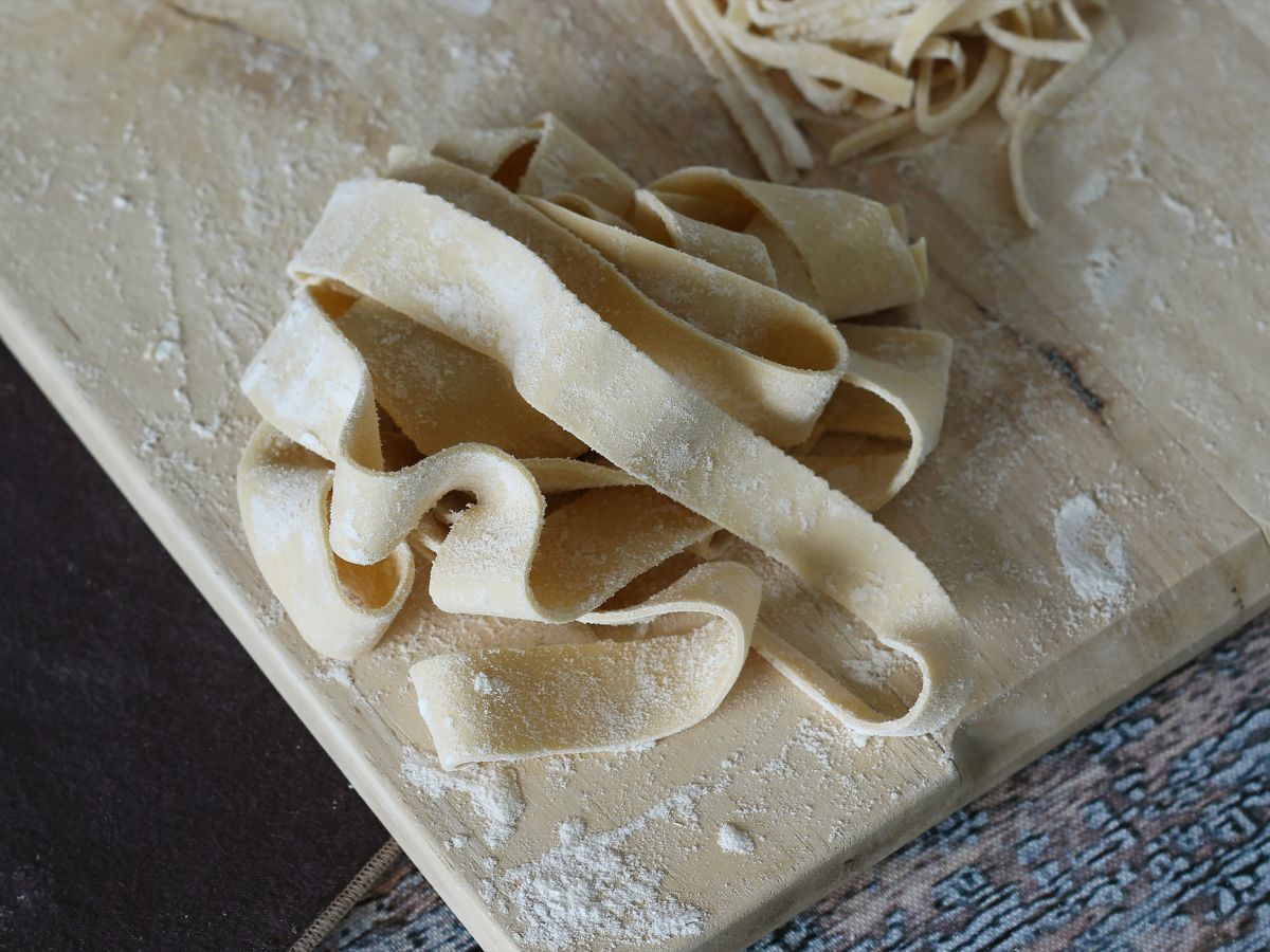 Hemlagad äggpappardelle: receptet förklaras steg för steg - foto 5