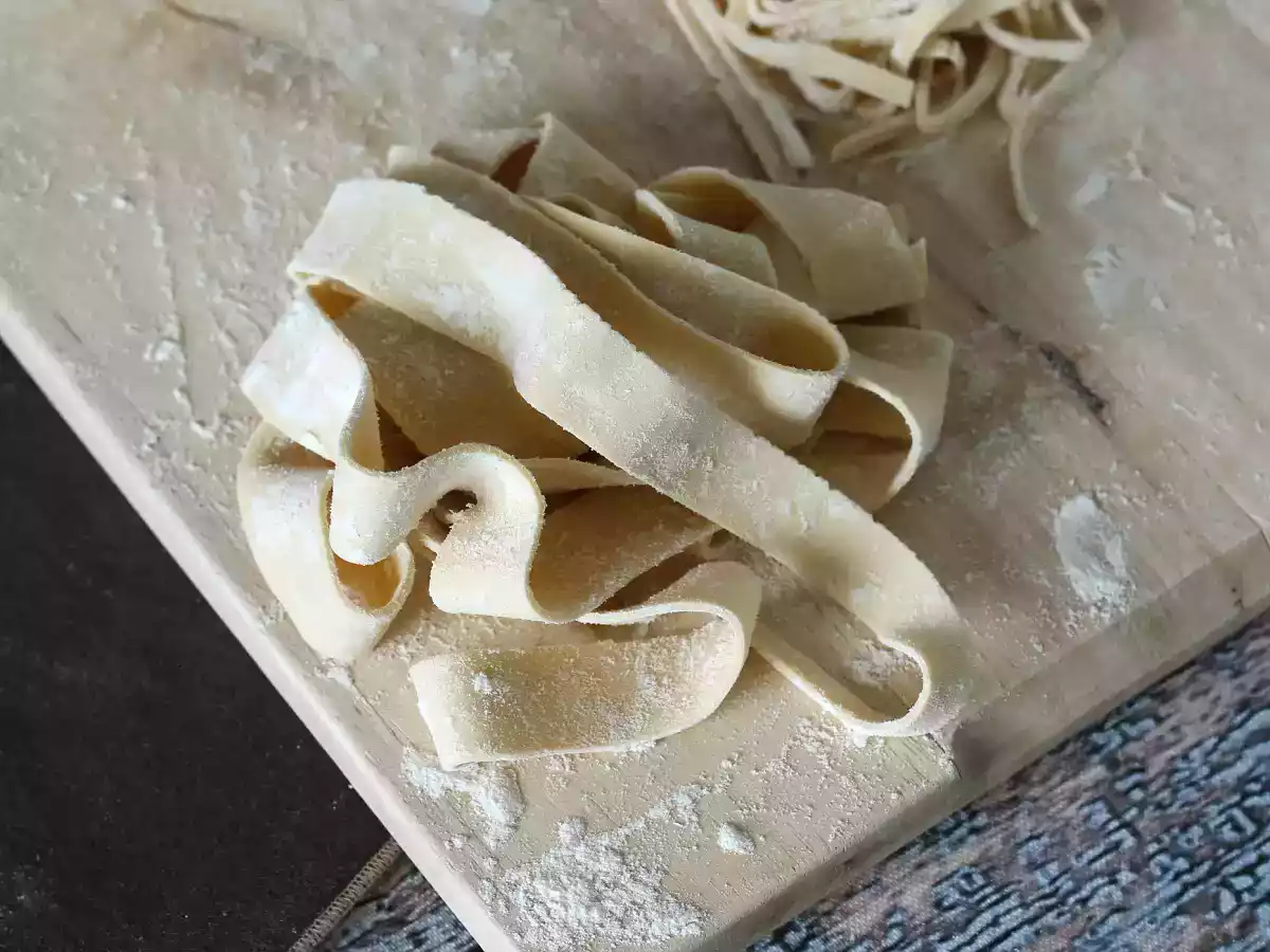 Hemlagad äggpappardelle: receptet förklaras steg för steg - foto 5