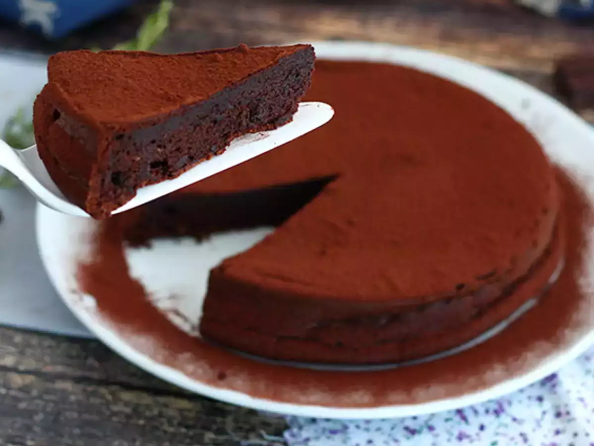 Hemlagad chokladmoussetårta
