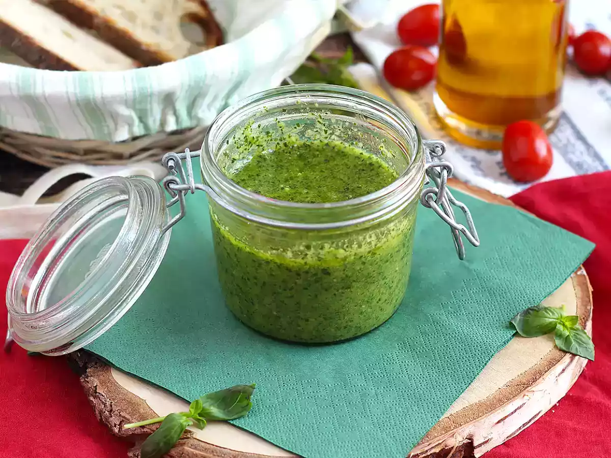 Hemlagad grön pesto - pesto alla genovese - foto 2