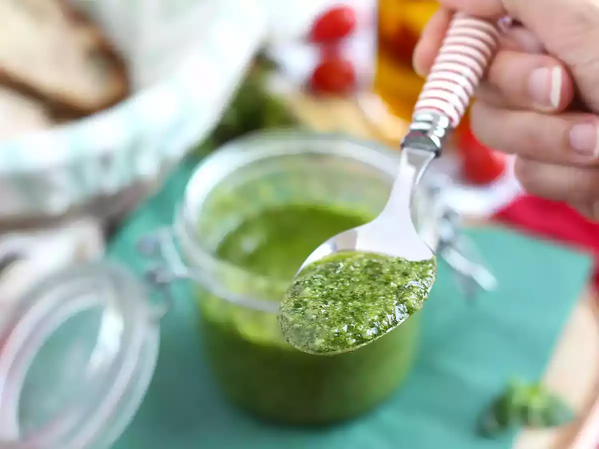 Hemlagad grön pesto - pesto alla genovese - foto 3