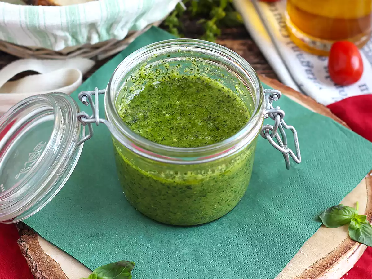Hemlagad grön pesto - pesto alla genovese - foto 5