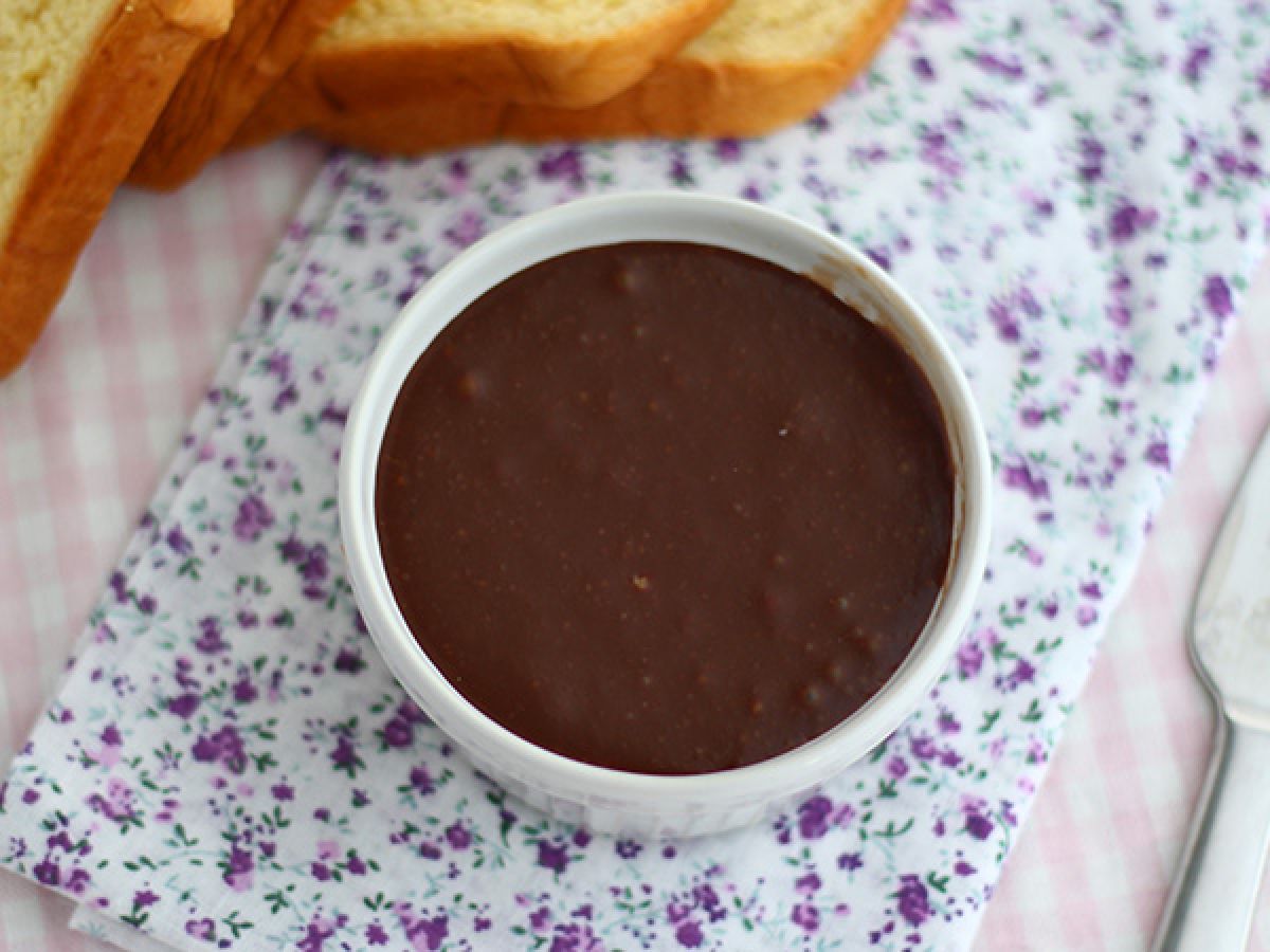 Hemlagad Nutella med hasselnötter - foto 3