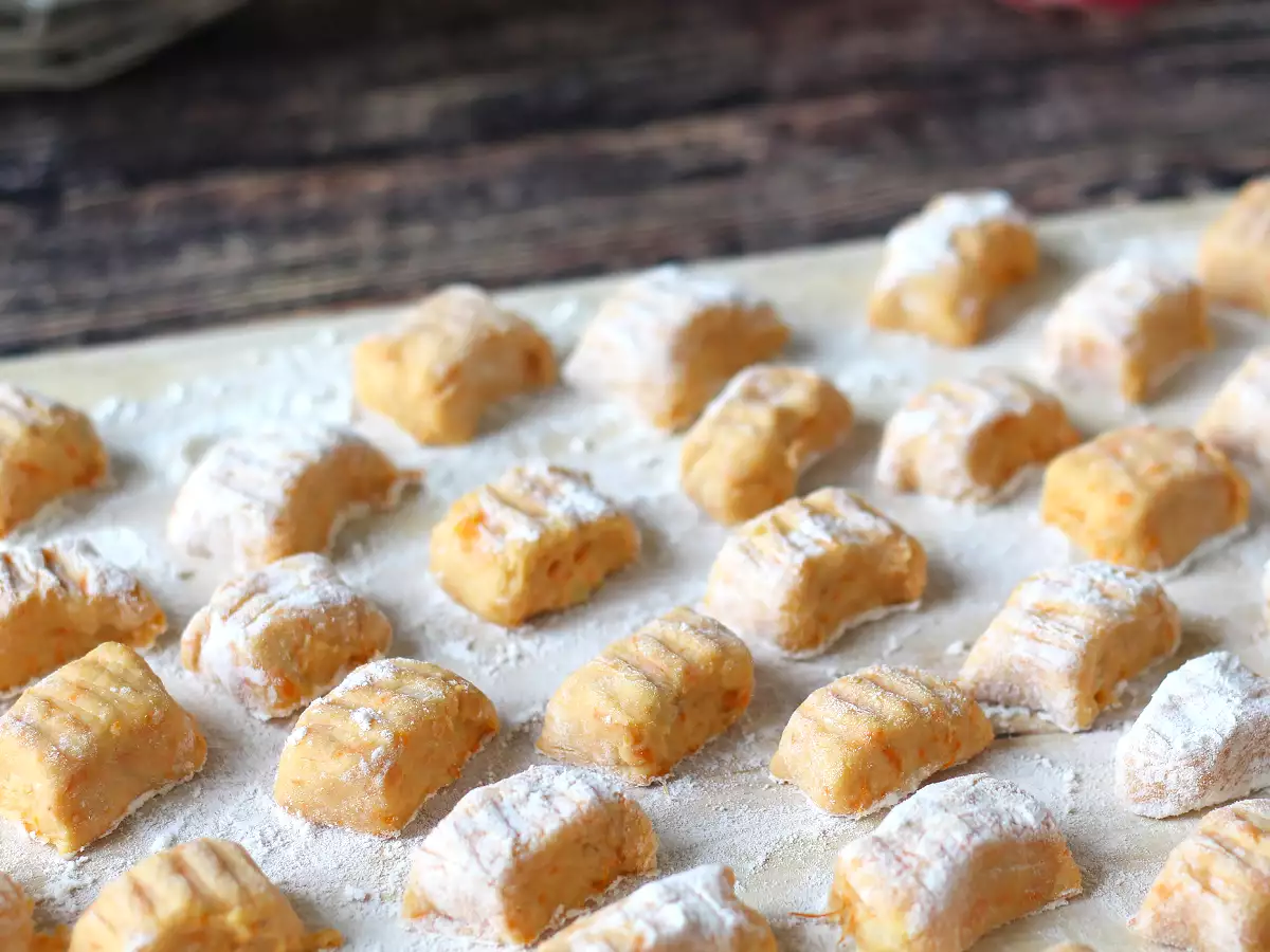 Hemlagad pumpa gnocchi: mjuk, delikat och perfekt för hösten! - foto 4