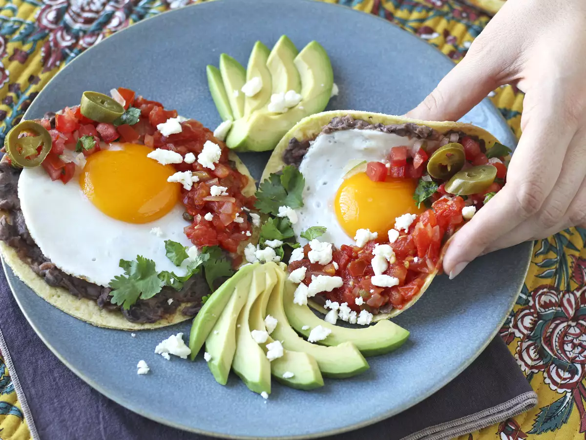 Huevos rancheros: det ikoniska och smakrika mexikanska receptet - foto 5