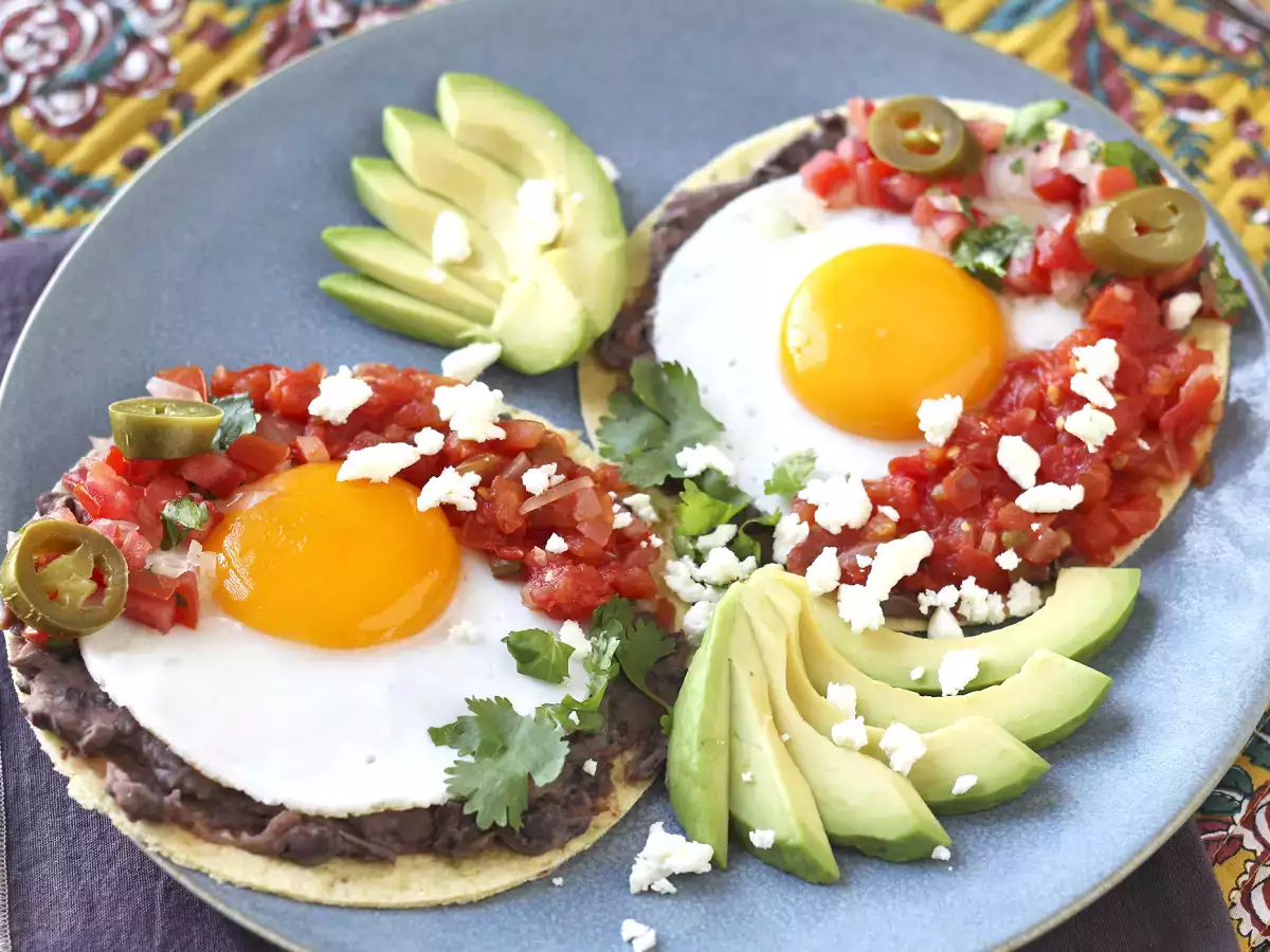 Huevos rancheros: det ikoniska och välsmakande mexikanska receptet - foto 2