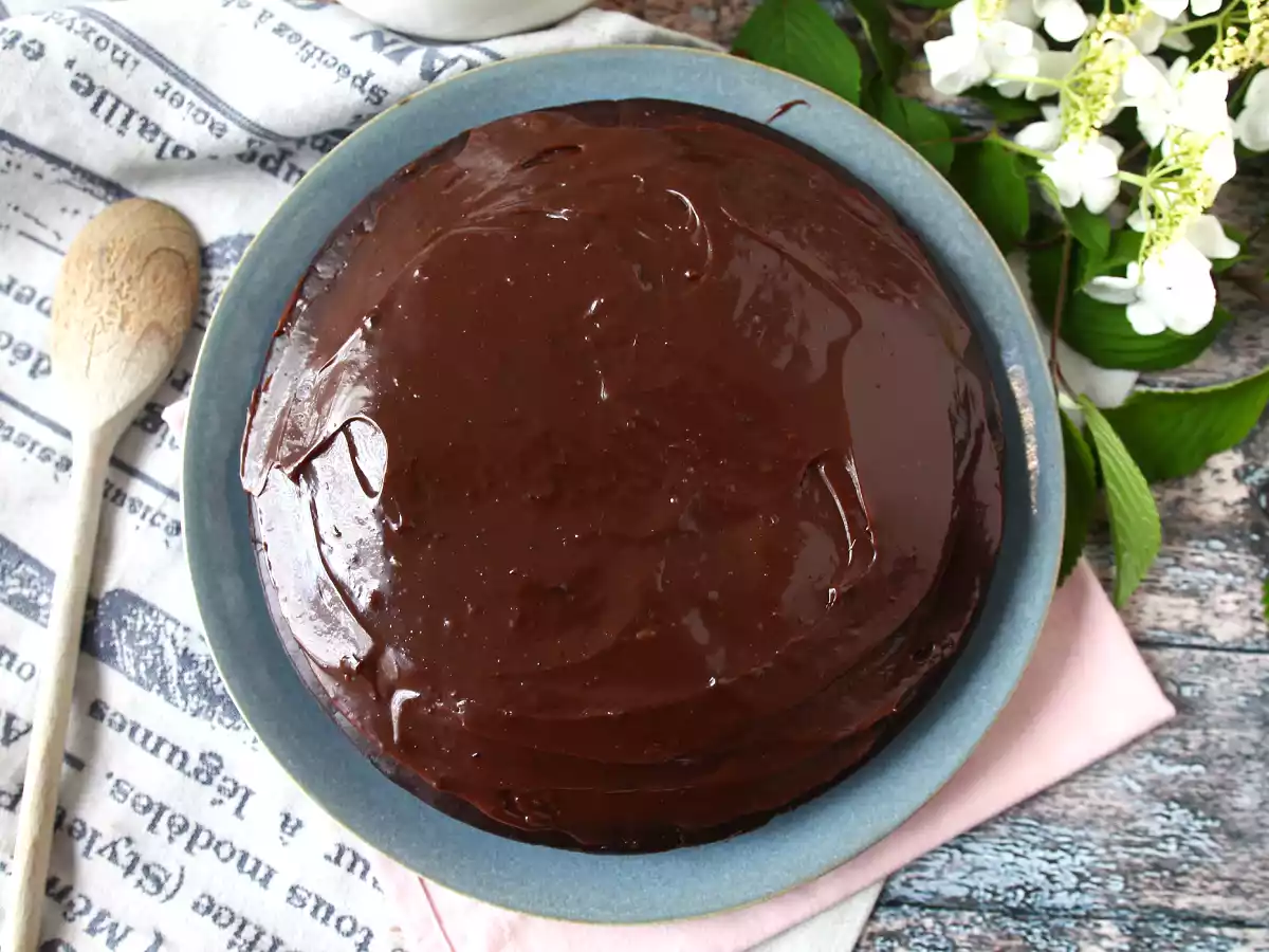 Hur gör man brigadeiro-glasyr för kakor? - foto 4