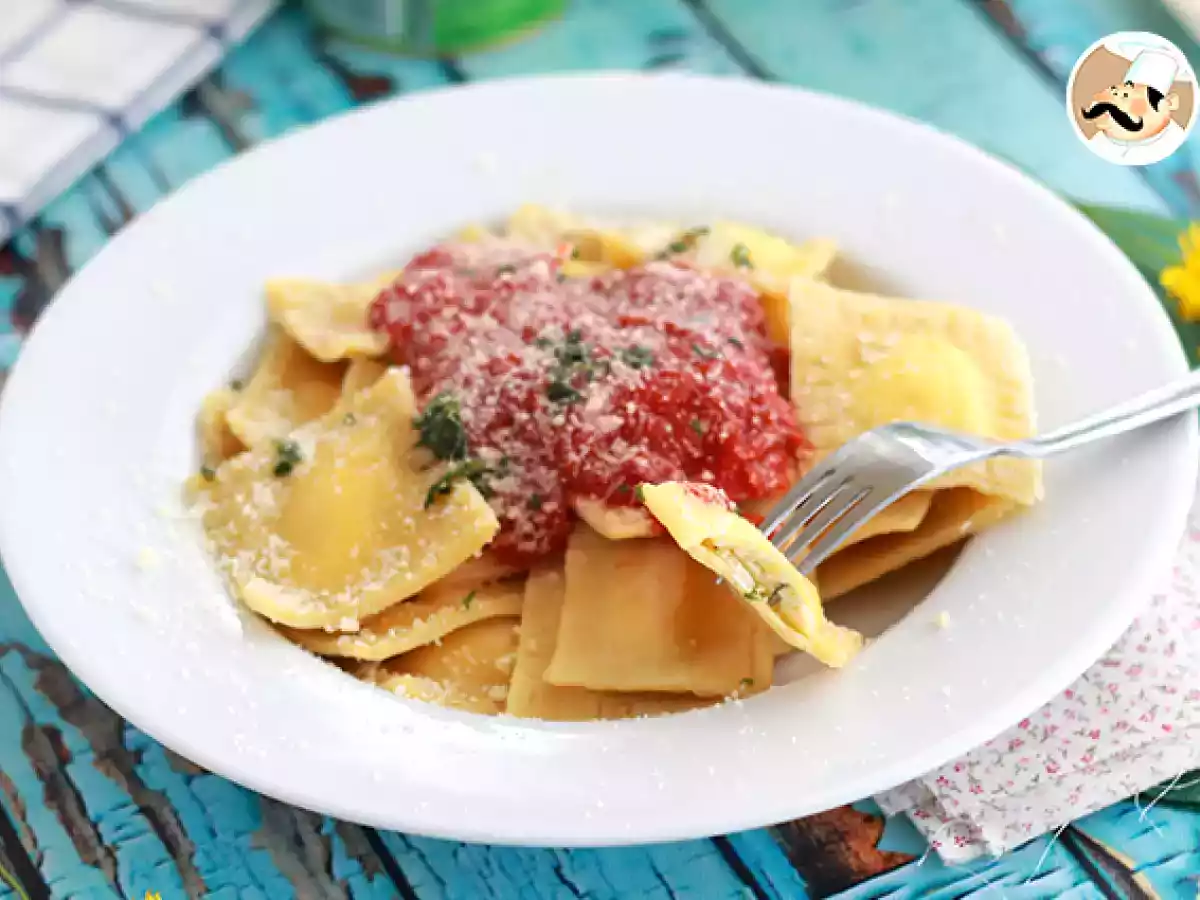 Hur gör man färsk hemlagad pasta?