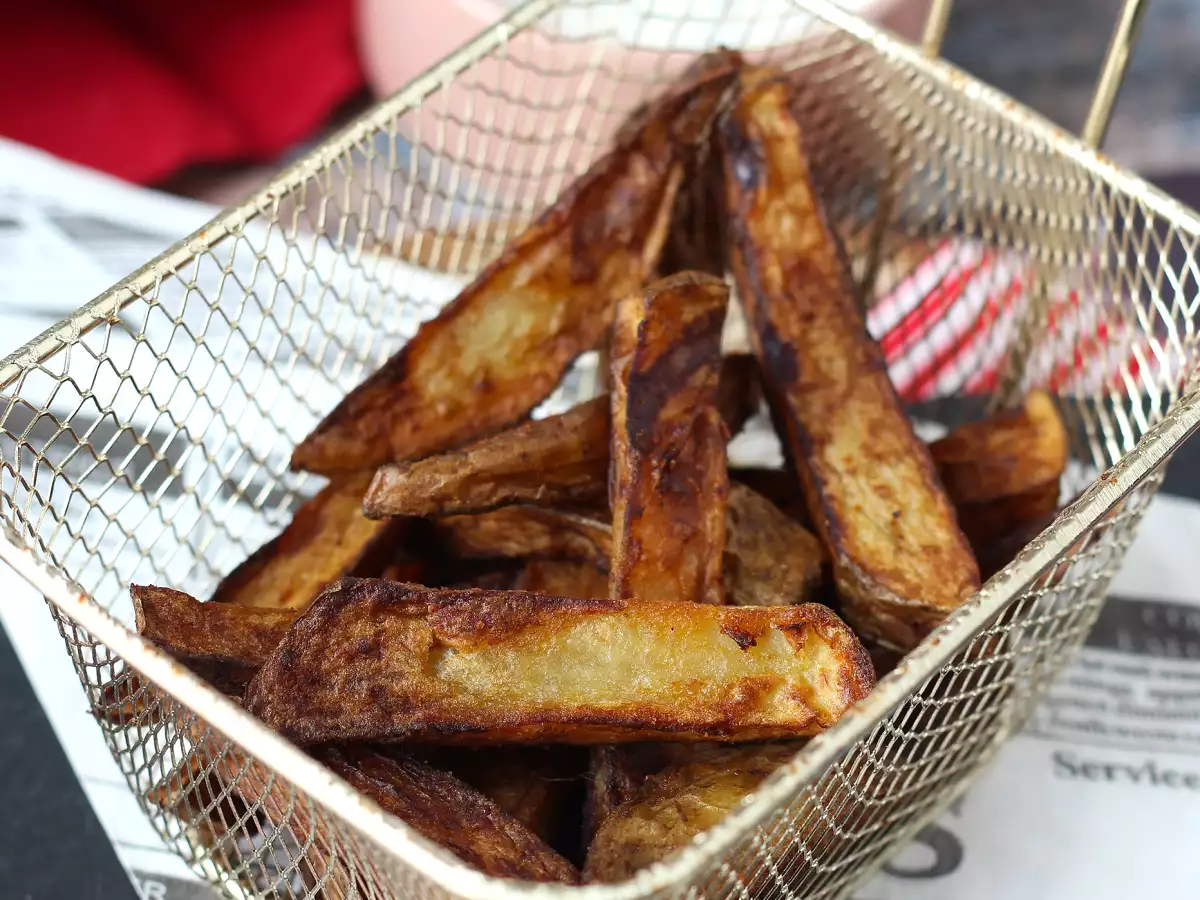 Hur gör man krispiga pommes frites i airfryer? - foto 3
