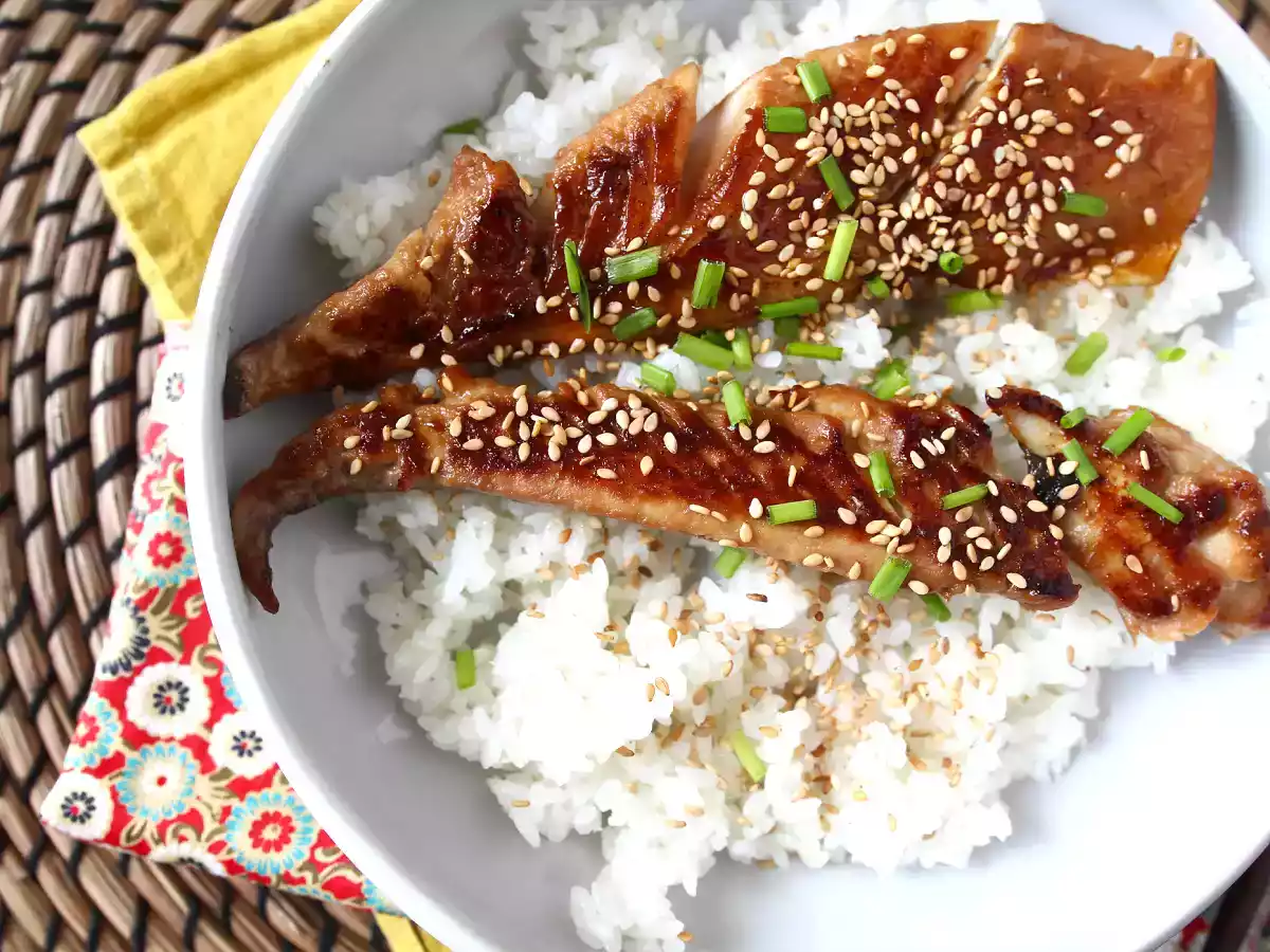 Hur lagar du makrill? Prova detta recept glaserat med sojasås och honung! - foto 3