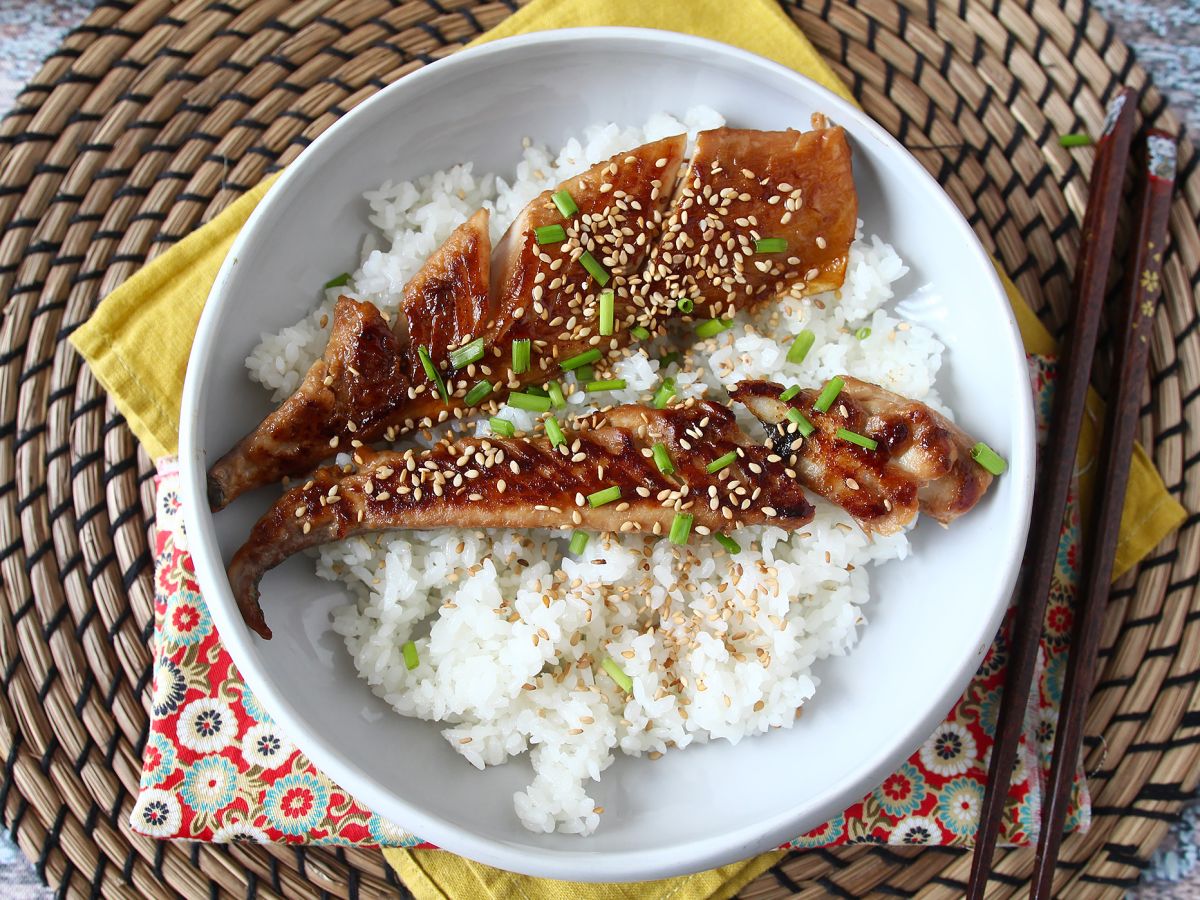 Hur lagar du makrill? Prova detta recept glaserat med sojasås och honung! - foto 6