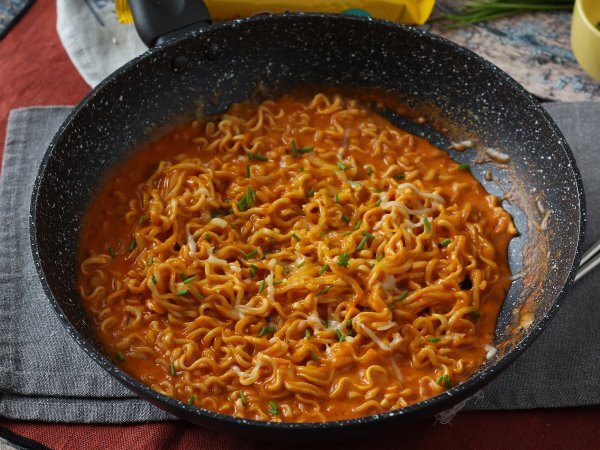Hur man lagar Buldak med ostsmak? Snabbt och enkelt recept! - foto 4
