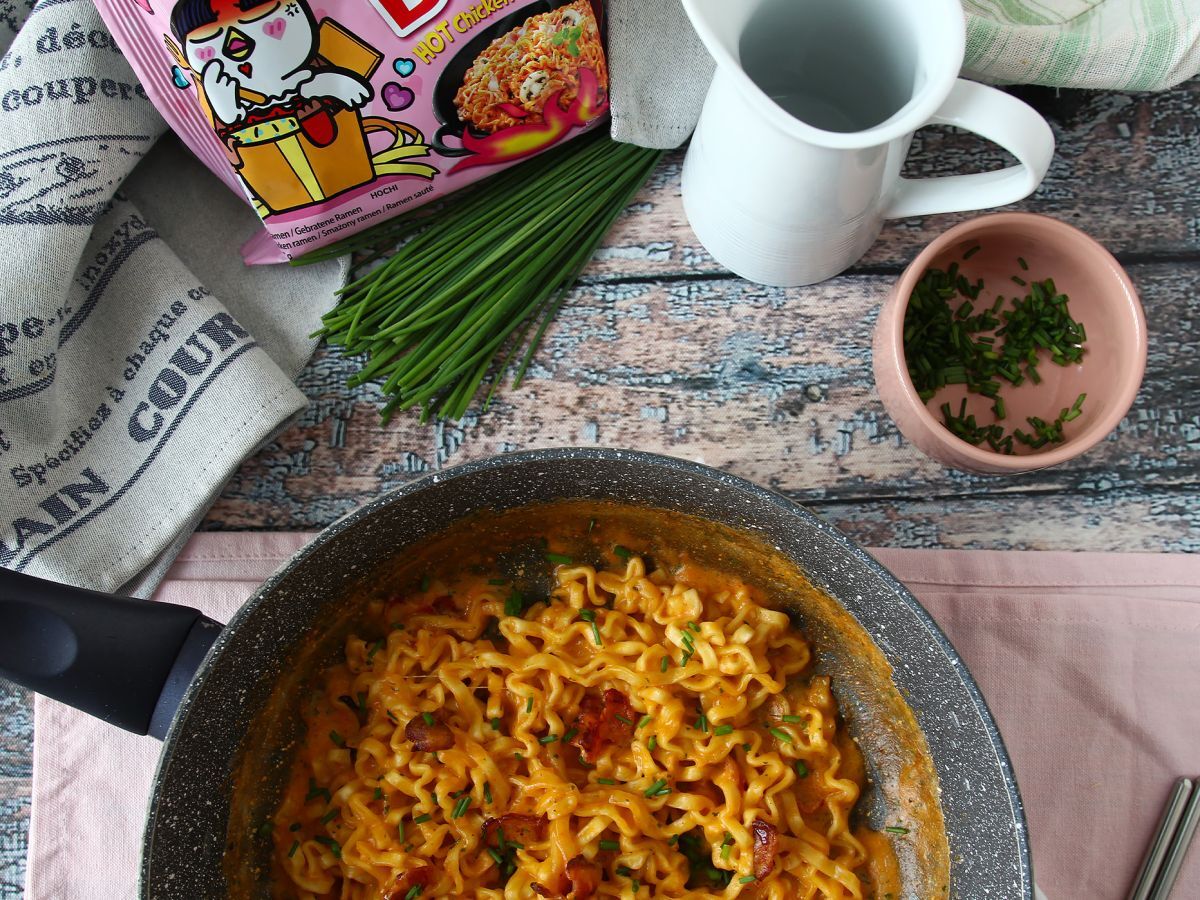 Hur man lagar Buldak-nudlar med carbonara-smak? Den bästa receptet! - foto 4