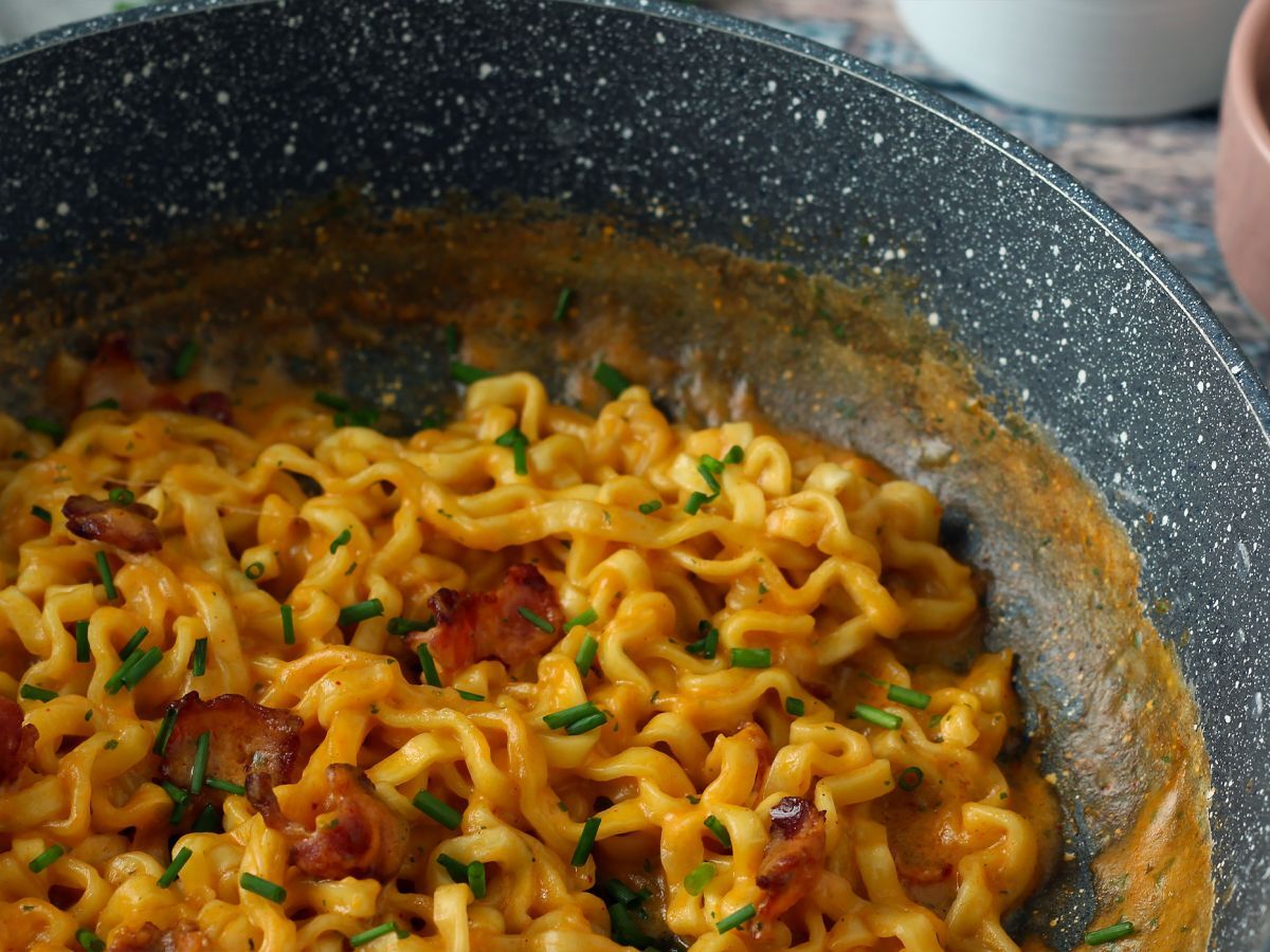 Hur man lagar Buldak-nudlar med carbonara-smak? Den bästa receptet! - foto 7