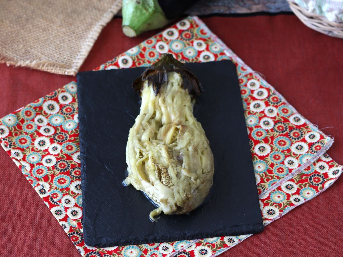 Hur rostar och skalar du enkelt en aubergine i Air Fryer? Den superenkla metoden! - foto 3