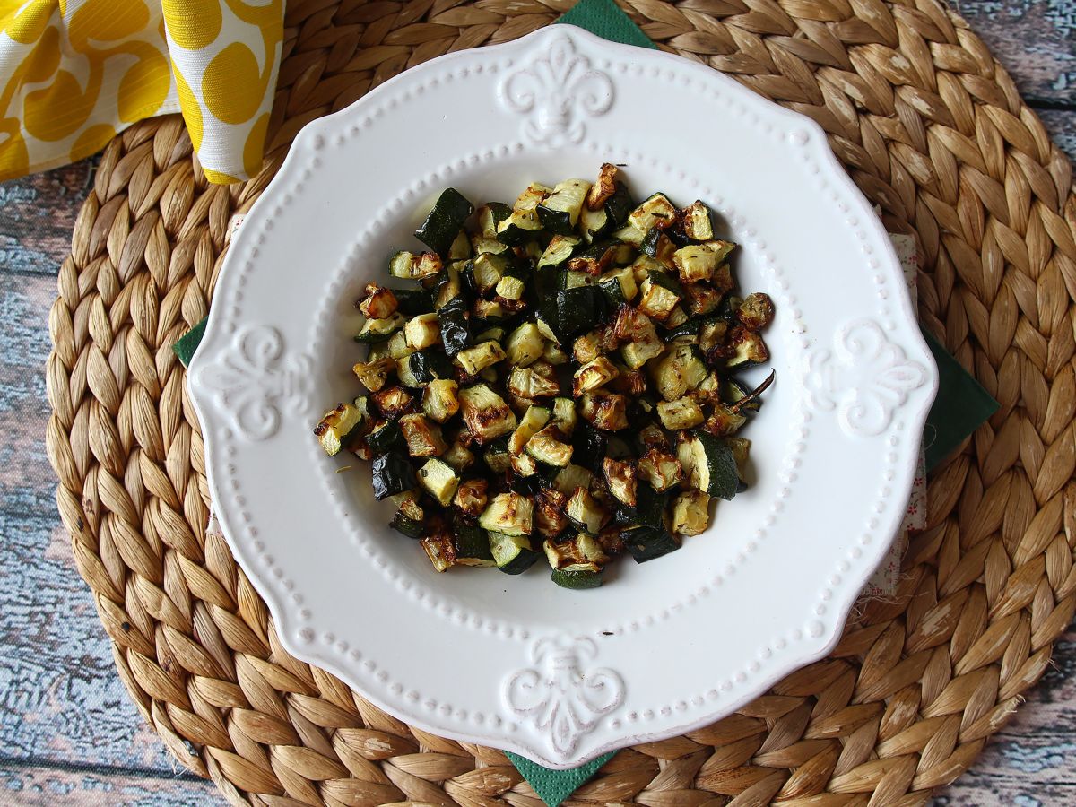 Hur tillagar jag zucchini i Air Fryer? - foto 3
