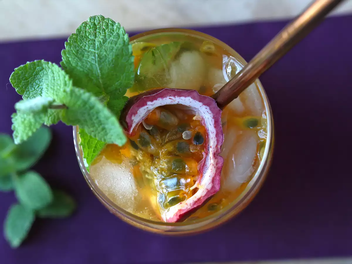 Iste med passionsfrukt – den perfekta sommardrycken! - foto 6