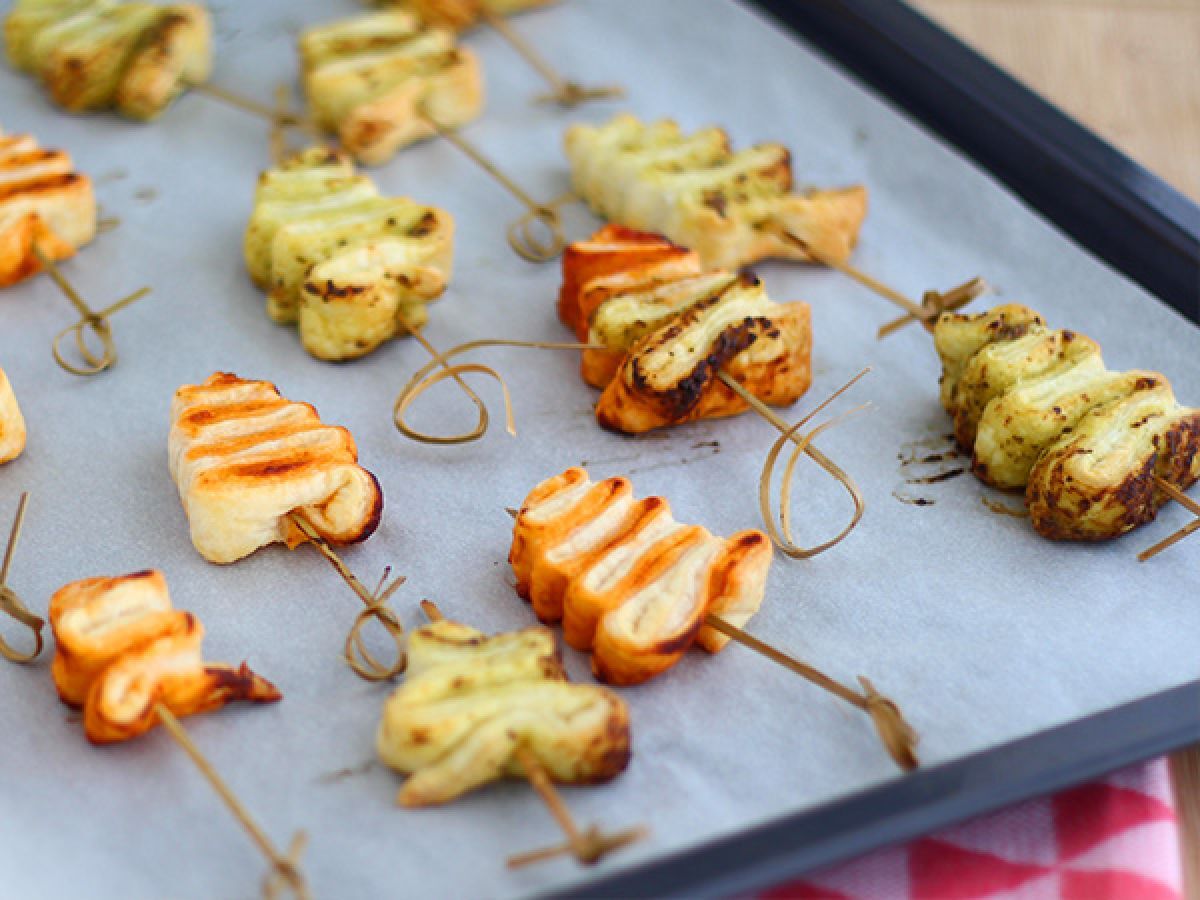 Julgranar i smördeg med pesto till julens aperitif - foto 2