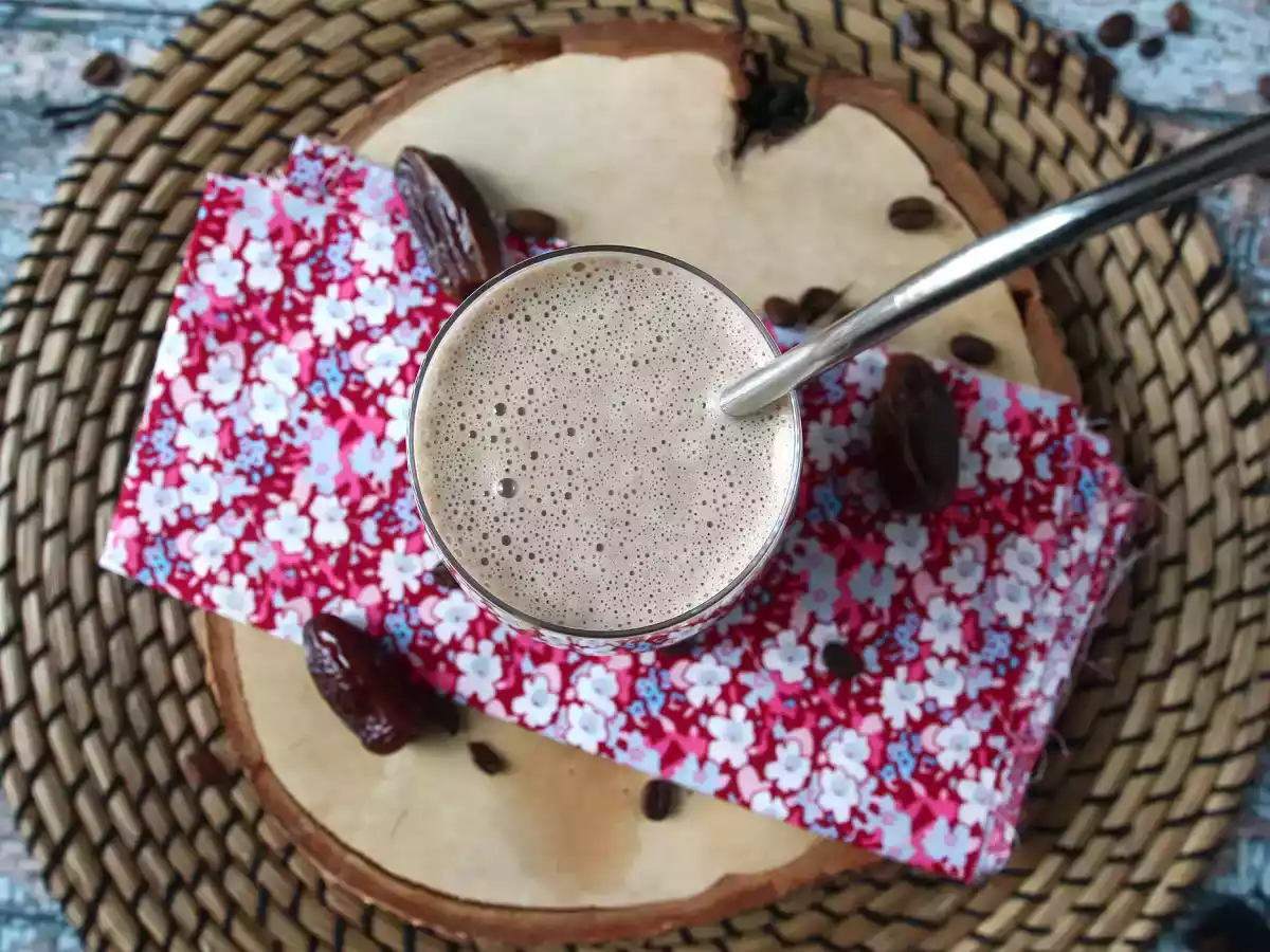 Kaffe och dadelsmoothie för att väcka dig! - foto 5