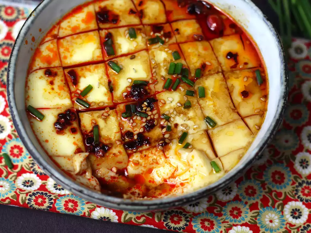 Kinesiska ångkokta ägg: det kinesiska receptet på ångkokta silkeslena ägg med bara två ingredienser! - foto 6