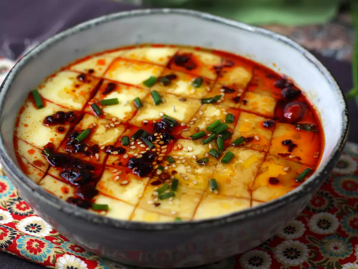 Kinesiska ångkokta ägg: det kinesiska receptet på ångkokta silkeslena ägg med bara två ingredienser! - foto 7