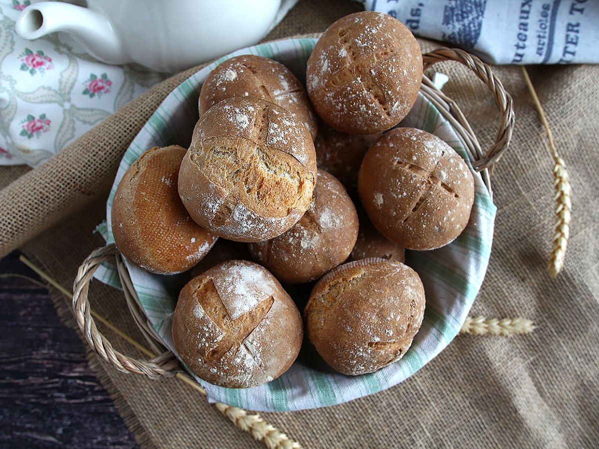 Knäckfria semlor - Resultat spröda och fluffiga! - foto 3
