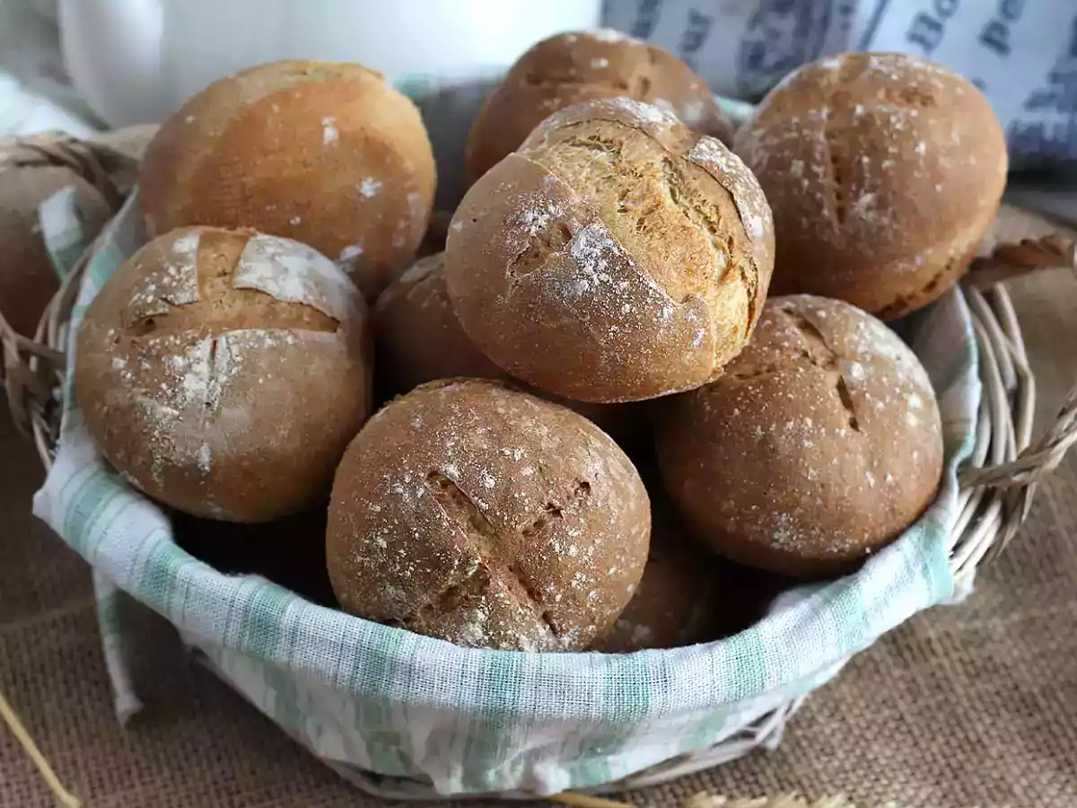 Knäckfria semlor - Resultat spröda och fluffiga! - foto 4