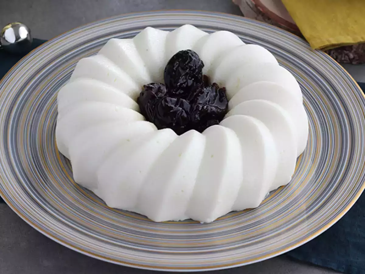 Kokos blanc-manger med katrinplommoncoulis - foto 2