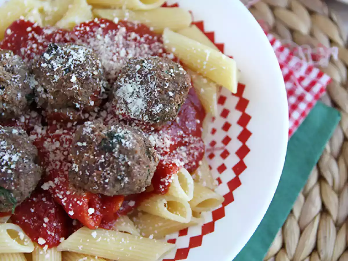 Köttbullar av nötkött och parmesan - foto 5