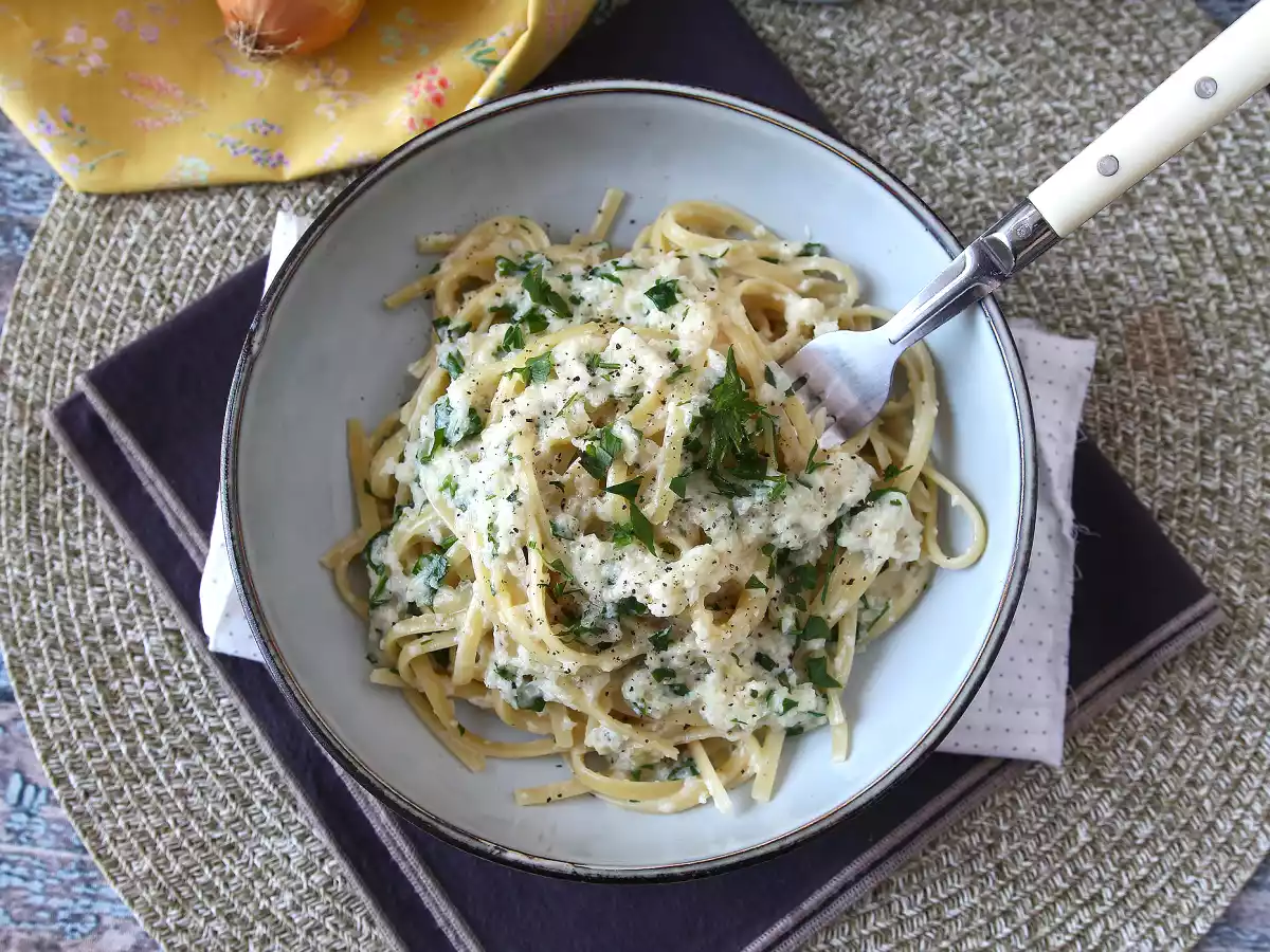 Krämig lökpasta: en välsmakande och superbillig rätt! - foto 2