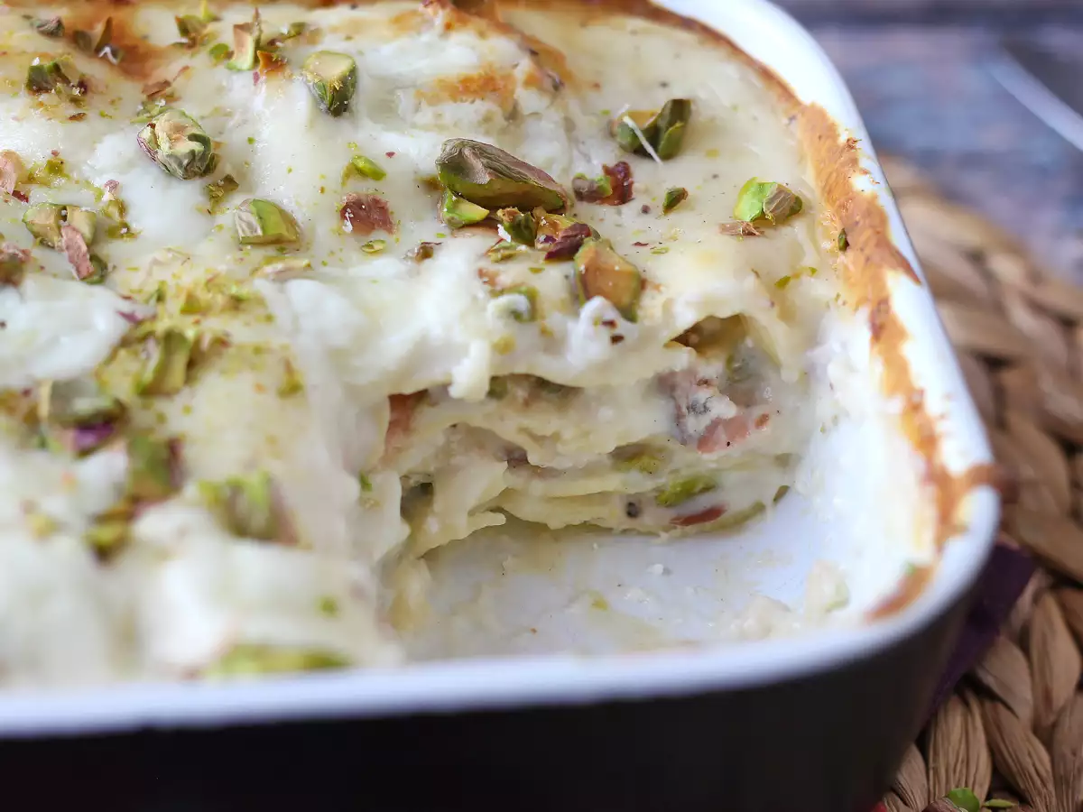Krämig och krispig laxlasagne med burrata och pistagenötter - foto 3