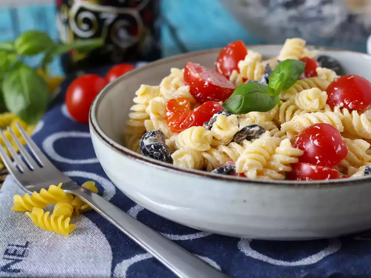 Krämig pastasallad – klar på mindre än 10 minuter!