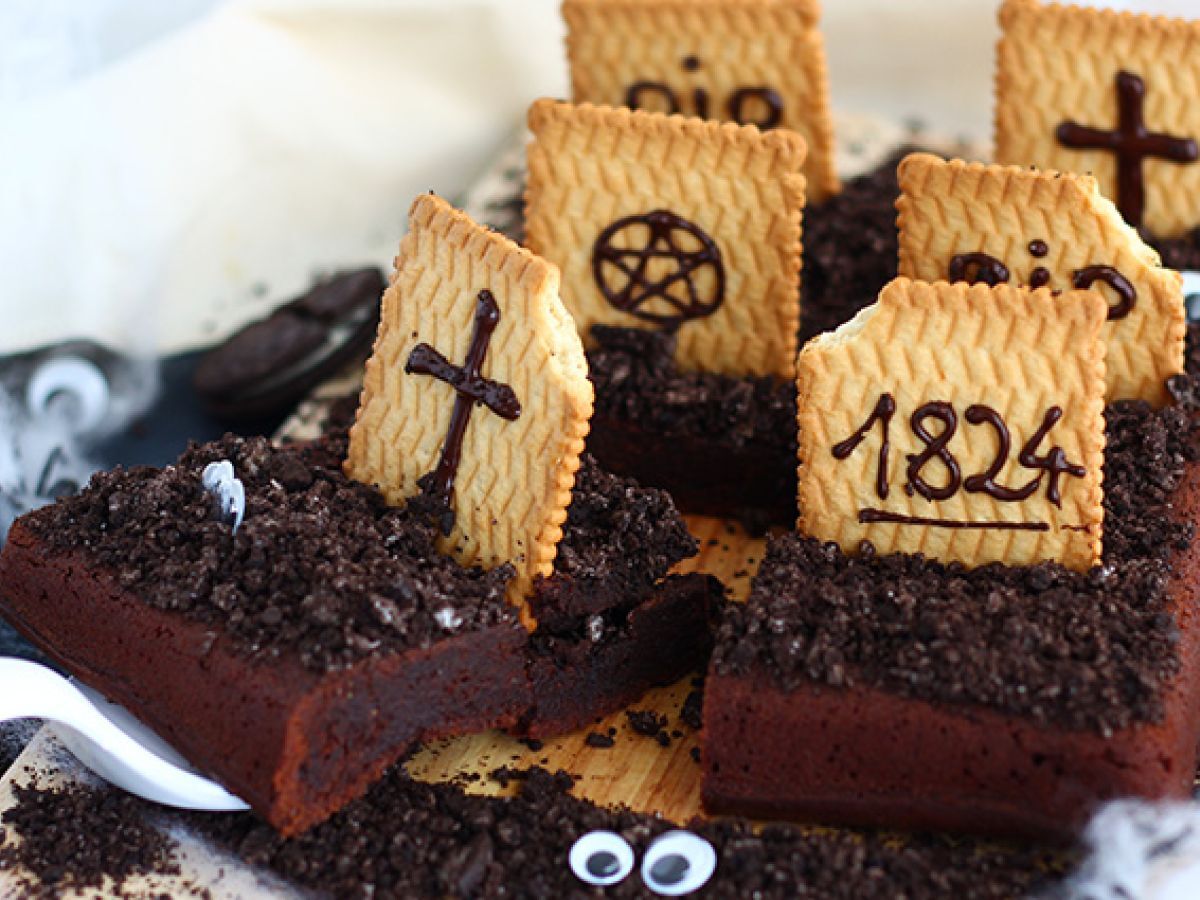 Kyrkogårdsbrownie för Halloween - foto 4