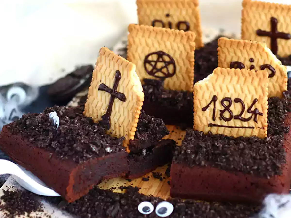 Kyrkogårdsbrownie för Halloween - foto 4