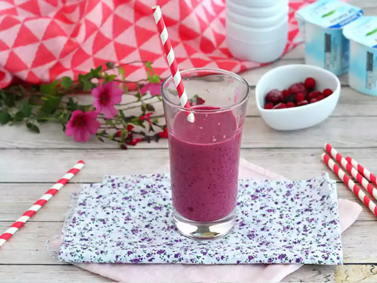 Lassi med röda frukter - foto 3
