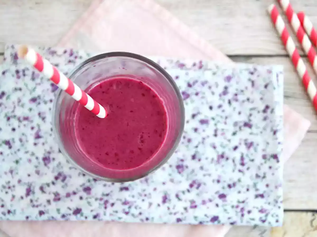 Lassi med röda frukter - foto 4