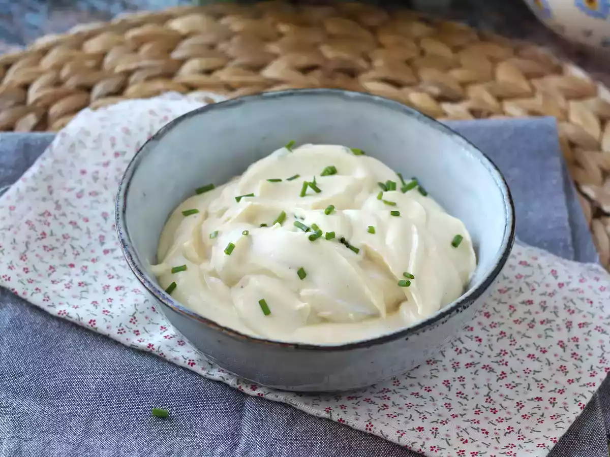 Lätt majonnäs med hårdkokta ägg utan olja! Perfekt när du inte kan äta råa ägg! - foto 5