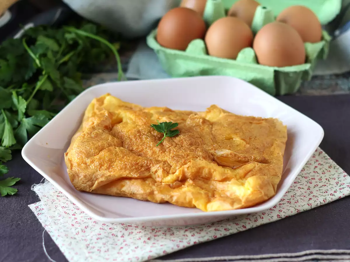 Lätt omelett i airfryer – utan att stöka till i köket! - foto 4