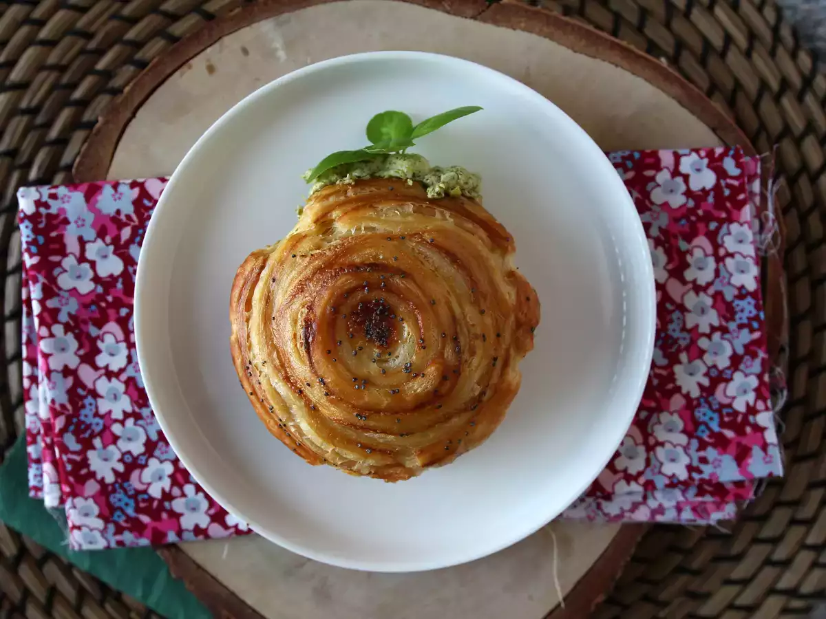 Lätt saltad New York-rulle med pesto och färskost med 4 ingredienser - foto 2
